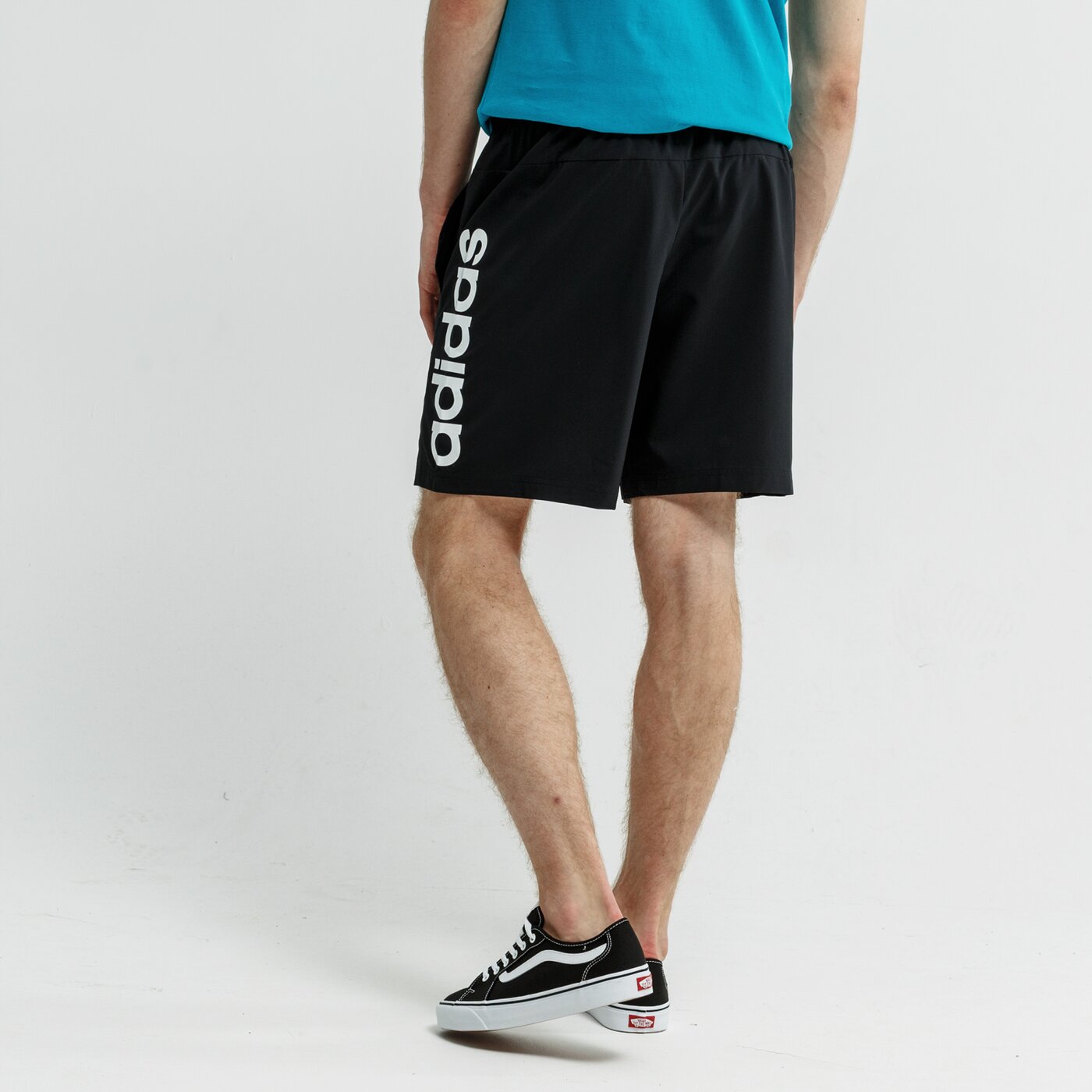 e adidas
