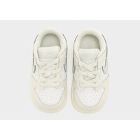 Buty dziecięce NIKE DUNK LOW BTE fb9107-109 kolor kremowy