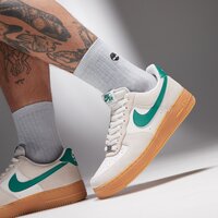 Męskie buty NIKE AIR FORCE 1 '07 LV8 fq8714-001 kolor beżowy