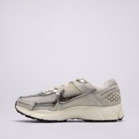 Damskie buty NIKE W ZOOM VOMERO 5 NA fd0884-025 kolor szary