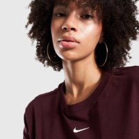 Koszulka damska NIKE T-SHIRT W NSW ESSENTIALS fd4149-653 kolor bordowy