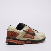 Męskie buty NIKE ZOOM VOMERO 5 hf1553-201 kolor beżowy
