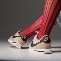Damskie buty NIKE W CORTEZ SE  if1764-200 kolor brązowy