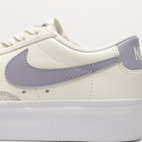 Damskie buty NIKE W BLAZER LOW PLATFORM dj0292-110 kolor biały