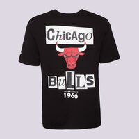 Koszulka męska NEW ERA T-SHIRT NEWSPAPER GRAPHIC BULLS CHICAGO BULLS BLKFDR 60564809 kolor czarny
