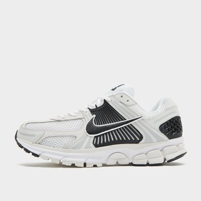 NIKE ZOOM VOMERO 5