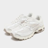 Damskie buty NIKE W AIR MAX MOTO 2K NNEU iq0272-030 kolor beżowy