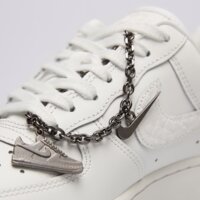 Damskie buty NIKE W AIR FORCE 1 '07 LO NJ im6485-121 kolor beżowy