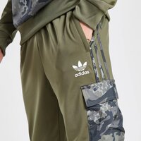 Spodnie dziecięce ADIDAS SPODNIE BOS CAMO JOG OLV/BLK B jg6101 kolor zielony