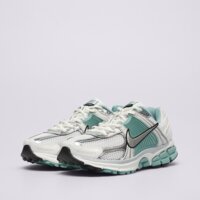 Damskie buty NIKE W ZOOM VOMERO 5 NEWS hf1877-101 kolor biały