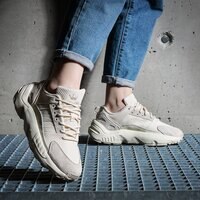 Damskie buty ADIDAS ZX 22 BOOST gy6697 kolor beżowy