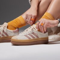 Damskie buty ADIDAS GAZELLE BOLD W js3893 kolor beżowy