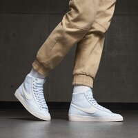 Damskie buty NIKE W BLAZER MID '77 NEXT NATURE dq4124-400 kolor niebieski