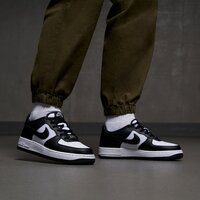 Buty dziecięce NIKE AIR FORCE 1 GS hj9201-001 kolor czarny