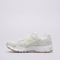 Damskie buty NIKE ZOOM VOMERO 5 fj2028-104 kolor beżowy