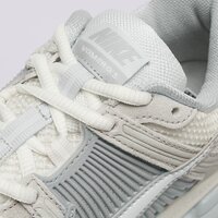 Damskie buty NIKE W ZOOM VOMERO 5 hq0458-001 kolor szary
