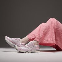 Damskie buty ASICS GEL-NYC 1203a383-106 kolor różowy