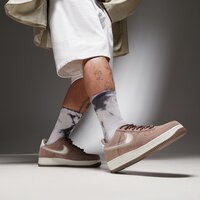 Męskie buty NIKE AIR FORCE 1 '07 LV8 hj4465-200 kolor brązowy