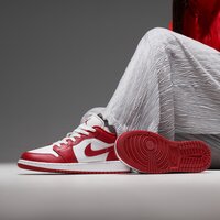 Buty dziecięce JORDAN 1 LOW 553560-166 kolor czerwony