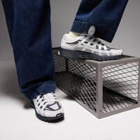 Męskie buty NIKE P-6000 ib3081-001 kolor szary