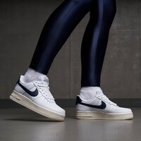 Damskie buty NIKE W AIR FORCE 1 '07 EasyOn  hj9122-100 kolor biały