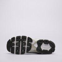 Męskie buty NIKE AIR MAX MOTO 2K SC iq7592-025 kolor biały