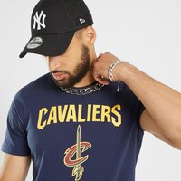 Koszulka męska NEW ERA T-SHIRT SS NBA LOGO CLEVELAND CAVALIERS OCEANSIDE BL 11530754 kolor niebieski