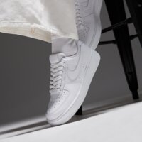 Damskie buty NIKE W AIR FORCE 1 '07 SE io4837-100 kolor biały