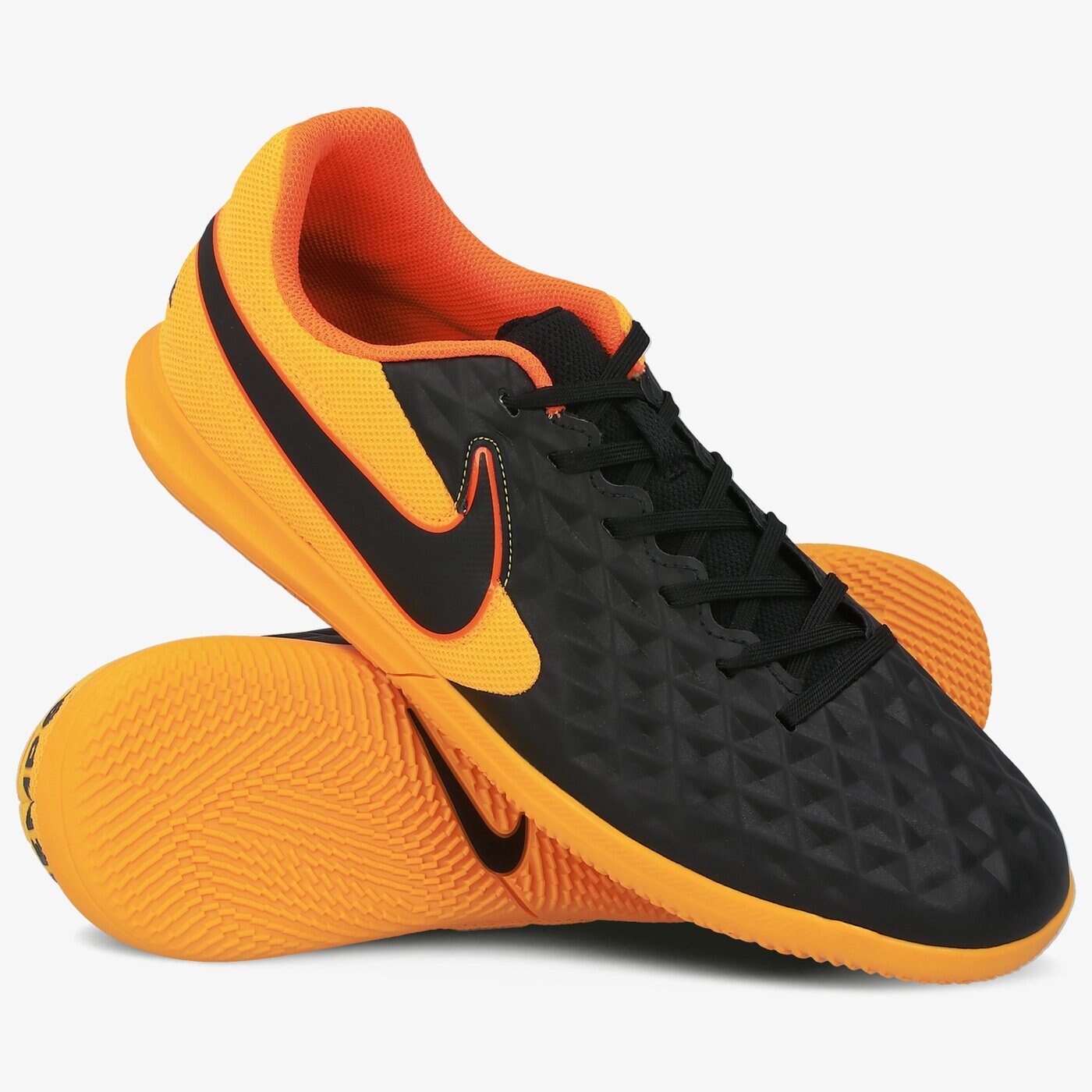 legend 8 club ic nike