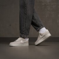 Damskie buty NIKE W AIR FORCE 1 '07 PRM fv6519-001 kolor szary