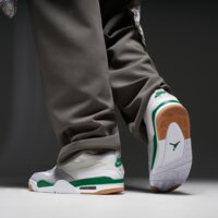 Męskie buty AIR JORDAN 4 RM fq7939-103 kolor biały