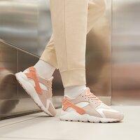 Damskie buty NIKE AIR HUARACHE  dr7874-100 kolor różowy