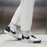 Buty dziecięce NIKE BLAZER MID '77 SE fn6937-101 kolor biały