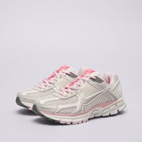 Damskie buty NIKE W ZOOM VOMERO 5 GCEL CN  fn3695-001 kolor różowy
