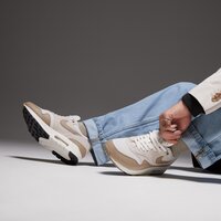 Męskie buty NIKE AIR MAX 1 ESS fz5808-001 kolor beżowy