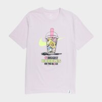 Koszulka męska NIKE T-SHIRT U NSW TEE OC SOLE FOOD HBR hj0770-537 kolor fioletowy