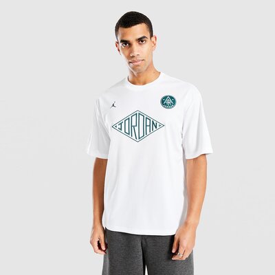 T SHIRT M JORDAN ESS STMT GFX SS TOP