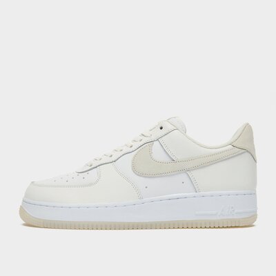 NIKE AIR FORCE 1 '07 LV8