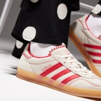 Damskie buty ADIDAS GAZELLE INDOOR W js1402 kolor biały