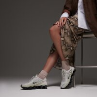 Damskie buty NIKE W SHOX TL  fv0939-002 kolor beżowy