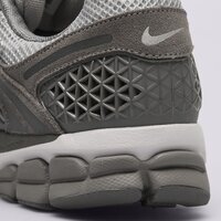 Męskie buty NIKE ZOOM VOMERO 5 hf1553-003 kolor szary