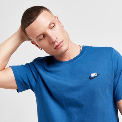 NIKE T-SHIRT SPORTSWEAR CLUB