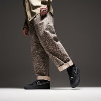 Męskie buty NIKE AIR FORCE 1 '07 LV8 ib6842-002 kolor czarny