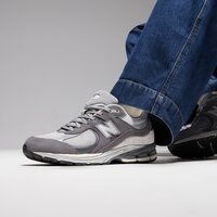 Męskie buty NEW BALANCE 2002R  u2002rtf kolor szary