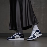 Buty dziecięce AIR JORDAN 1 LOW BG  553560-141 kolor granatowy