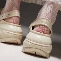 Klapki damskie CROCS CLASSIC MEGA CRUSH CLOG 2079882y2 kolor beżowy