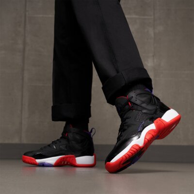 JORDAN JUMPMAN TWO TREY