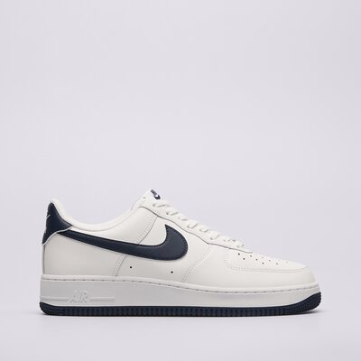 NIKE AIR FORCE 1 '07