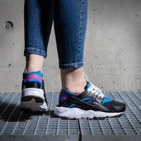 Buty dziecięce NIKE HUARACHE RUN GS E dr0166-001 kolor multicolor