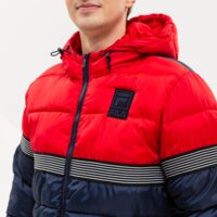 Męska kurtka zimowa FILA KURTKA ZIMOWA NAV fw22spm912531 kolor granatowy